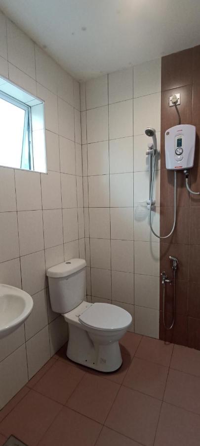 Rovers Inn Guesthouse - Age 11 And Above Only (Adults Only) تاناه راتا المظهر الخارجي الصورة